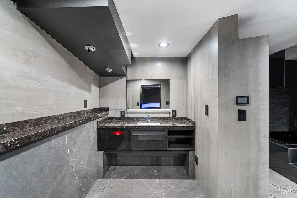 25 Sereno Place
