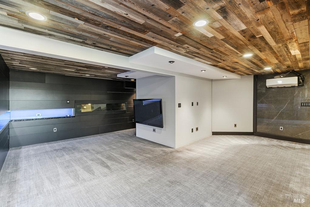 25 Sereno Place