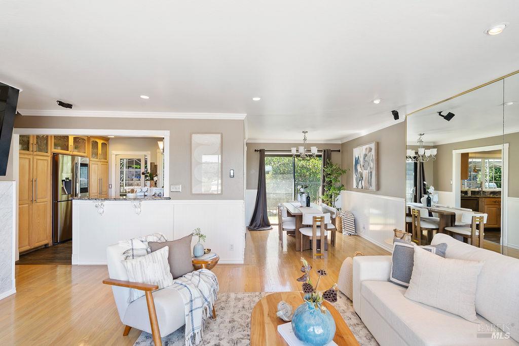25 Sereno Place