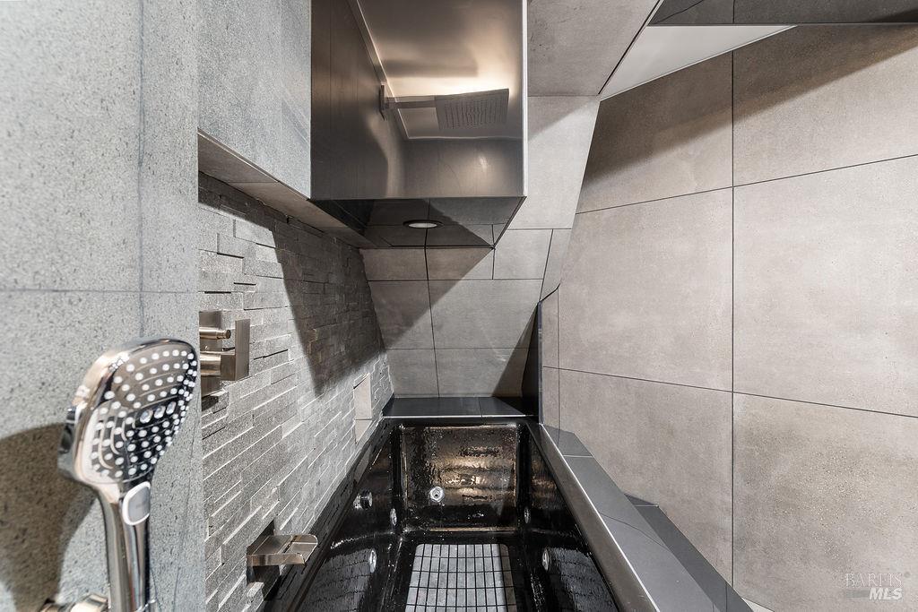 25 Sereno Place