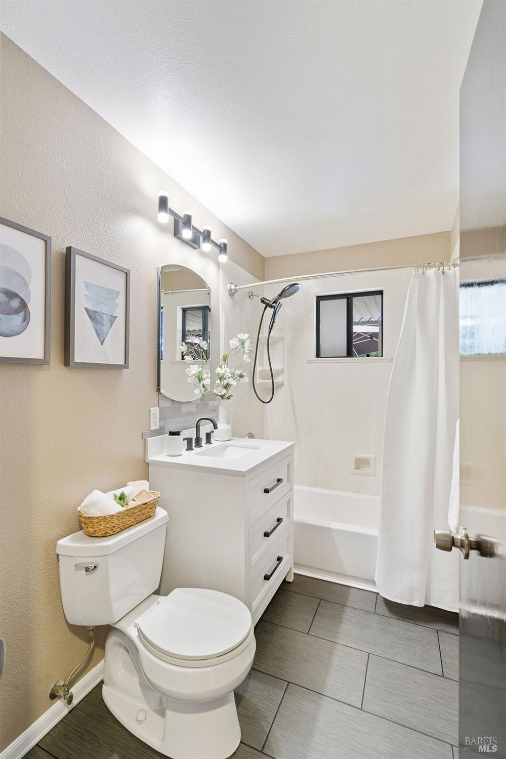 25 Sereno Place