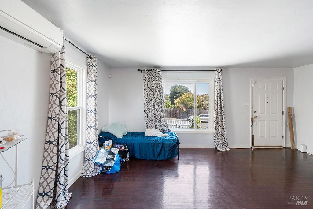 129 Hermosa Avenue