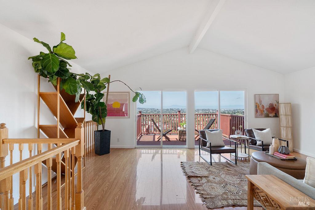 335 Skyline Drive