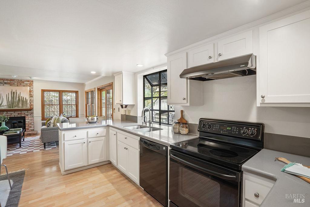 841 Rose Drive