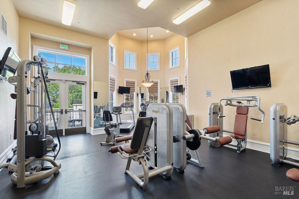 1118 Waltz Court