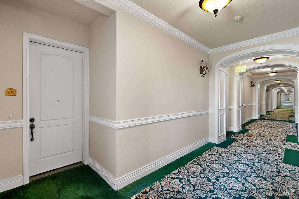 1118 Waltz Court