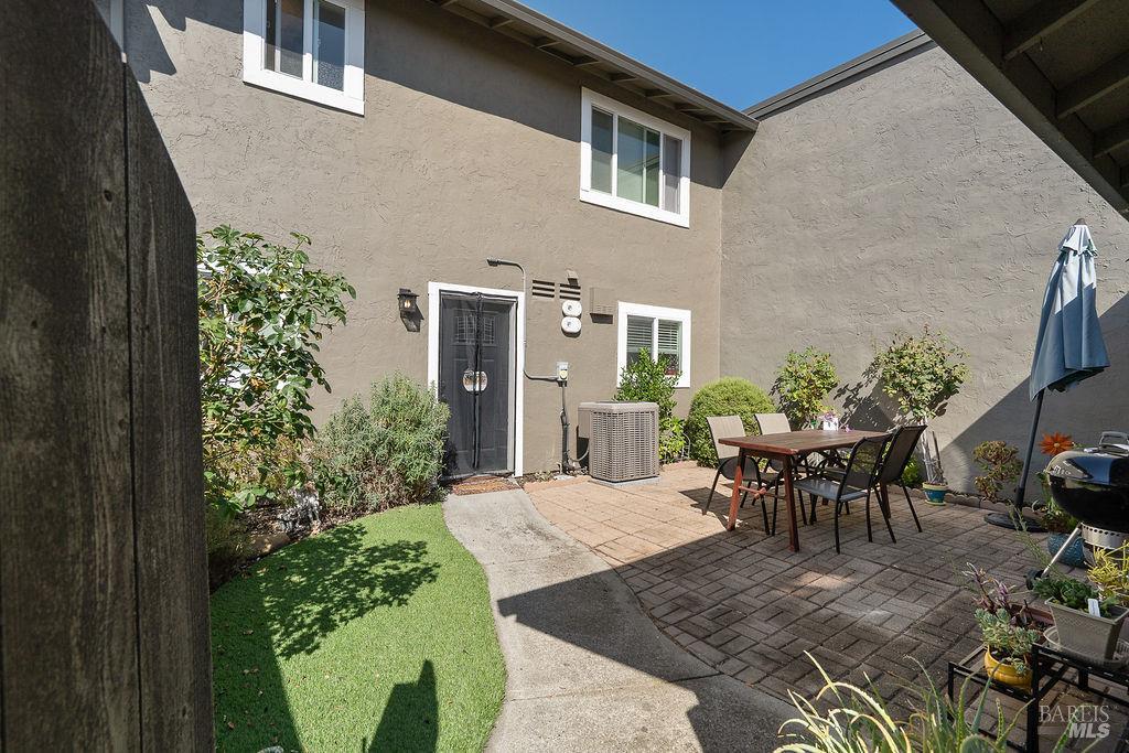 1763 Lindo Street