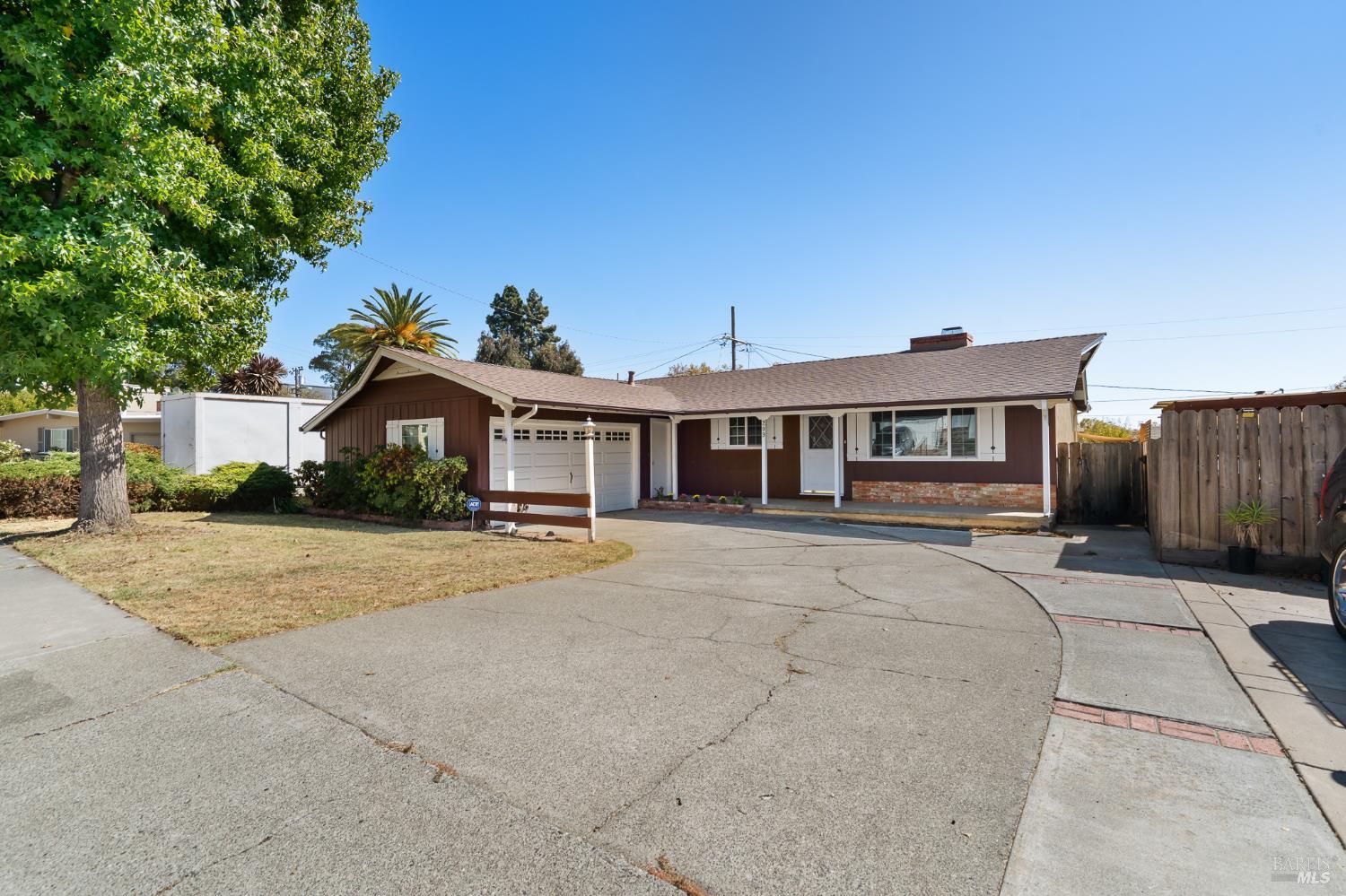 209 Sandalwood Court