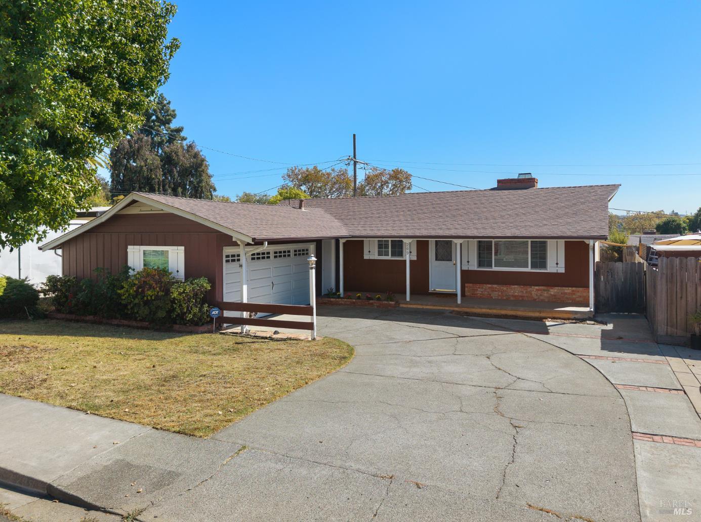 209 Sandalwood Court