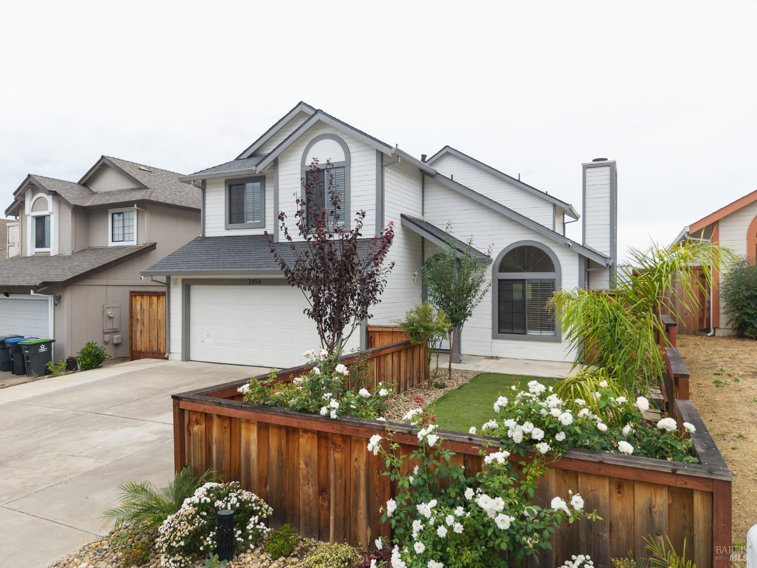 2454 Vista Grande