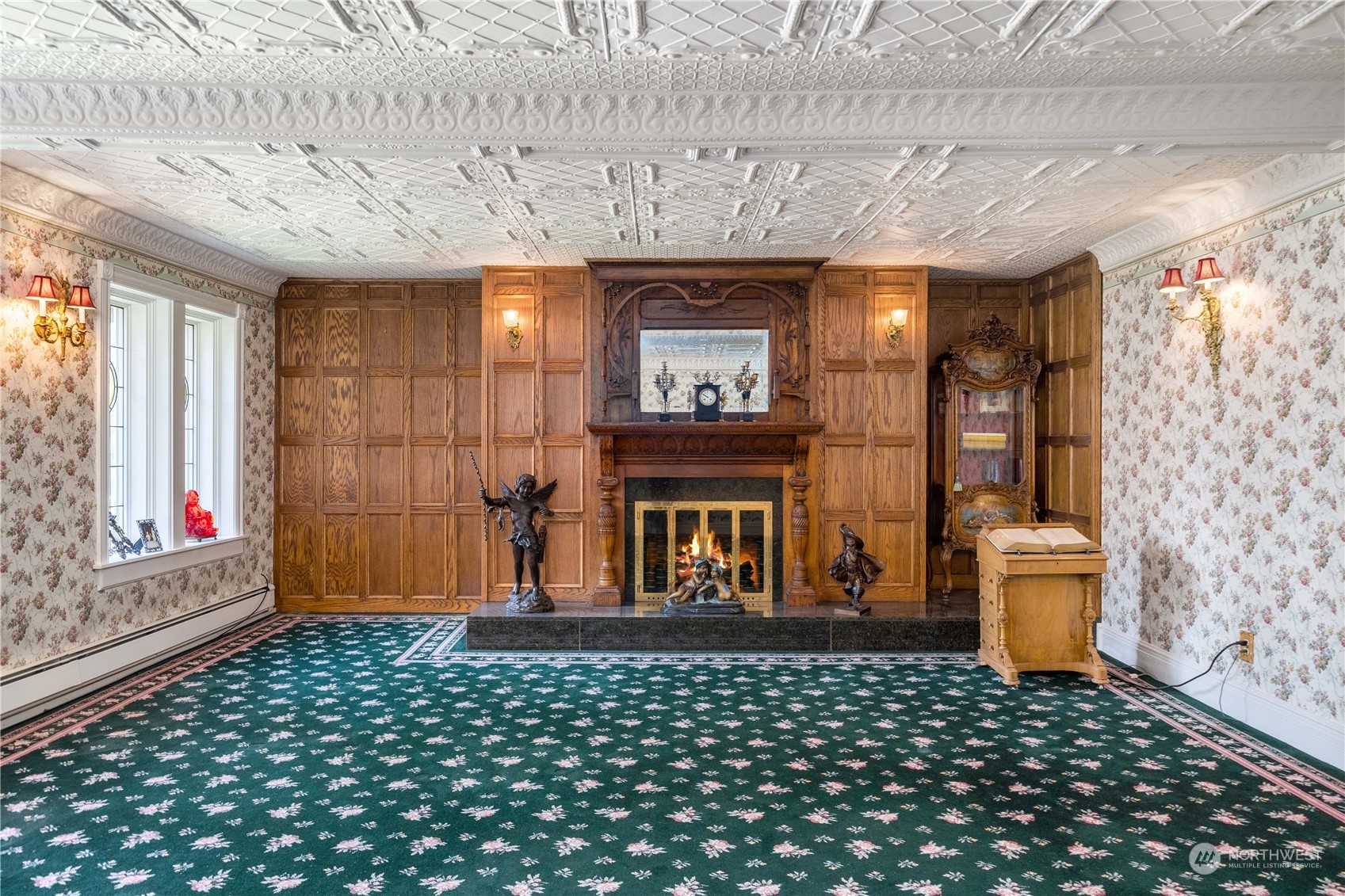 4 Thornewood Lane SW