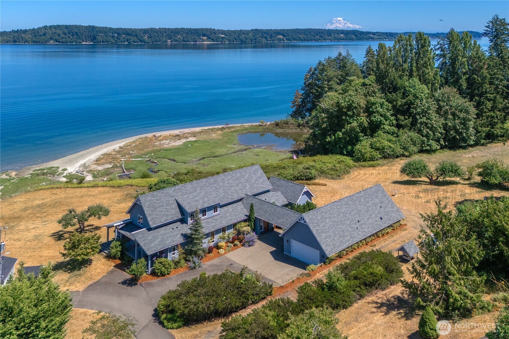 110 E Smith Cove Way