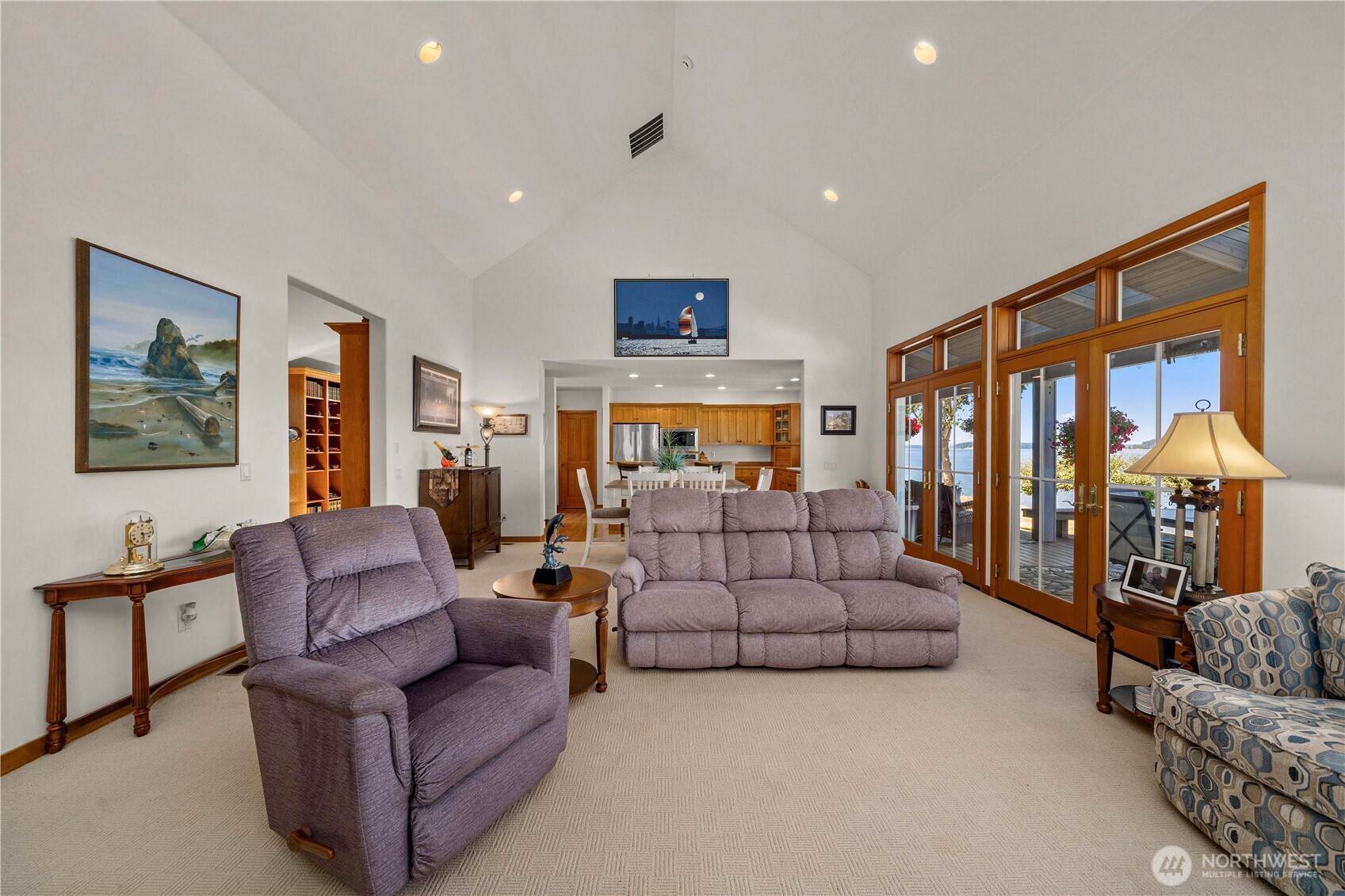 110 E Smith Cove Way