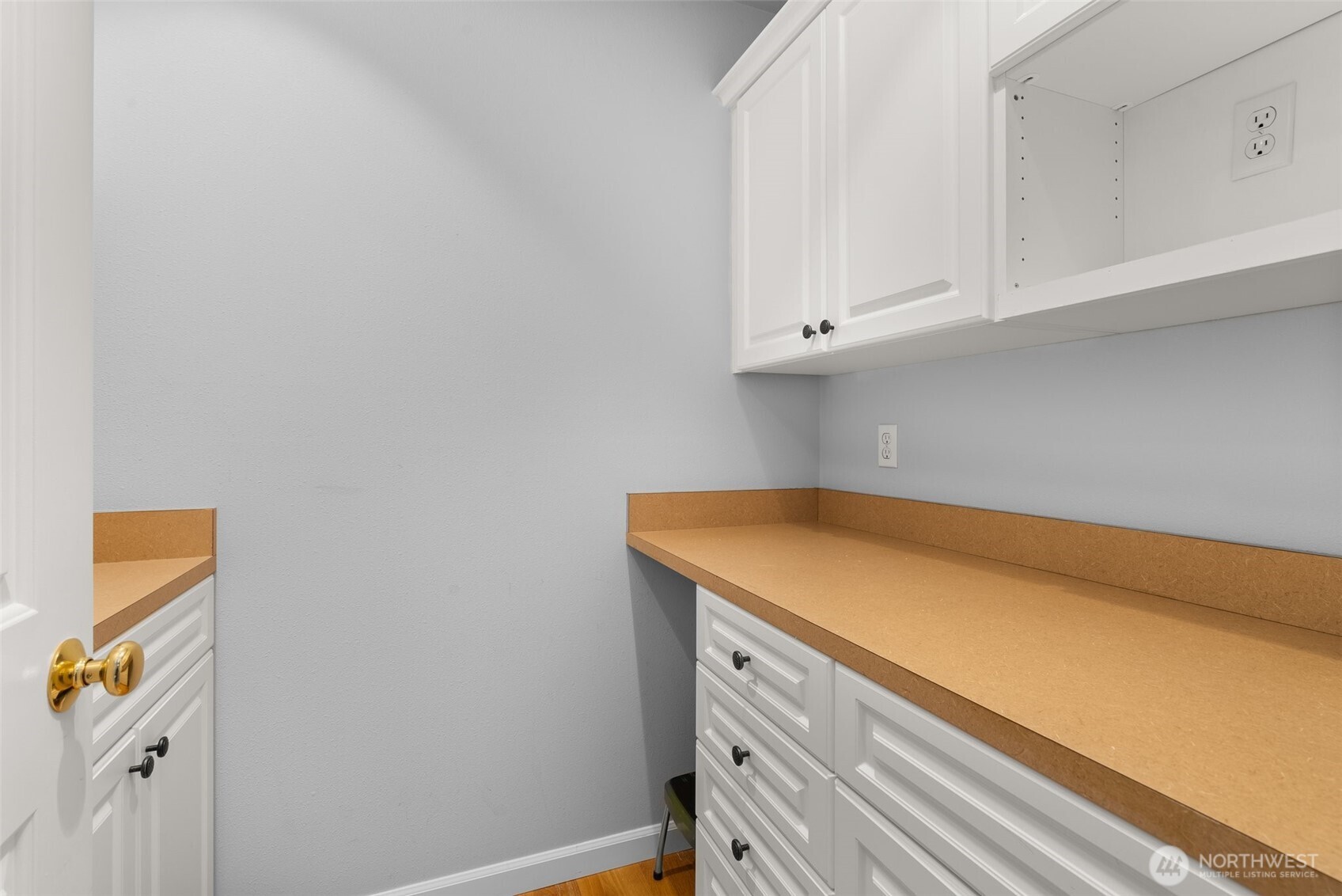 11202 Greystone Drive SW