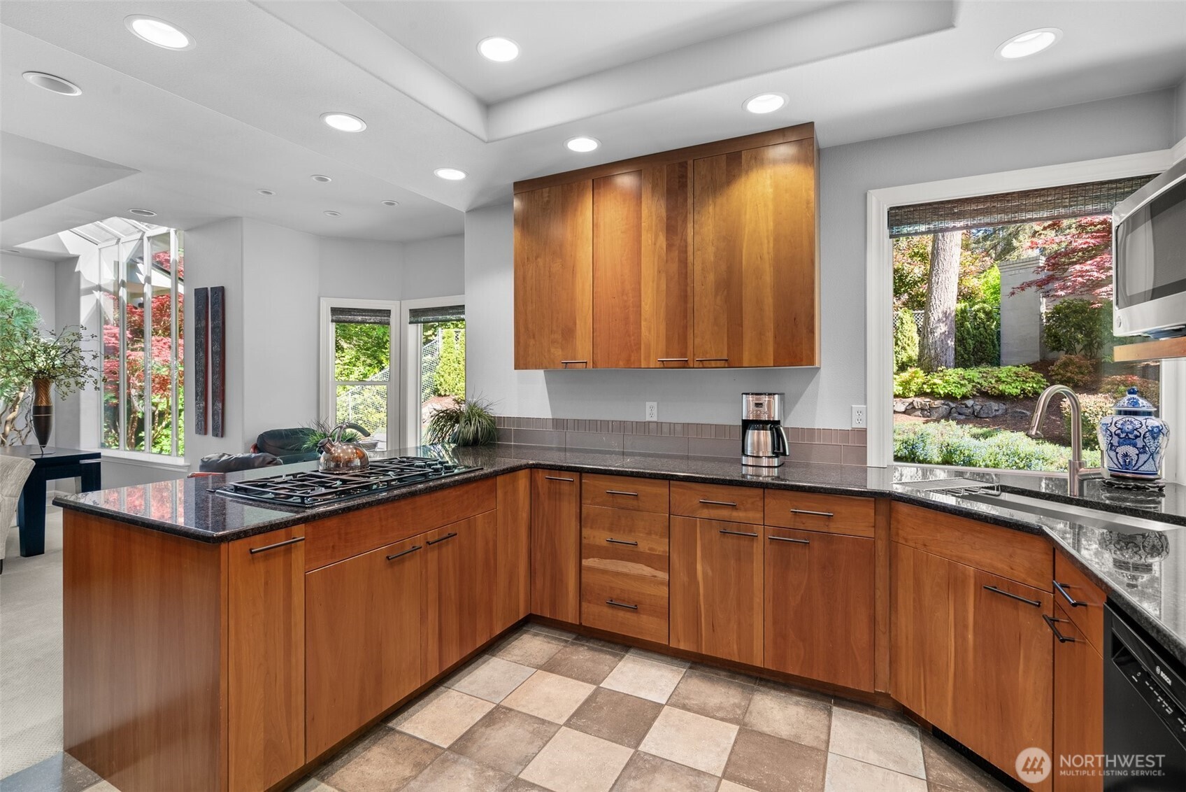 11202 Greystone Drive SW