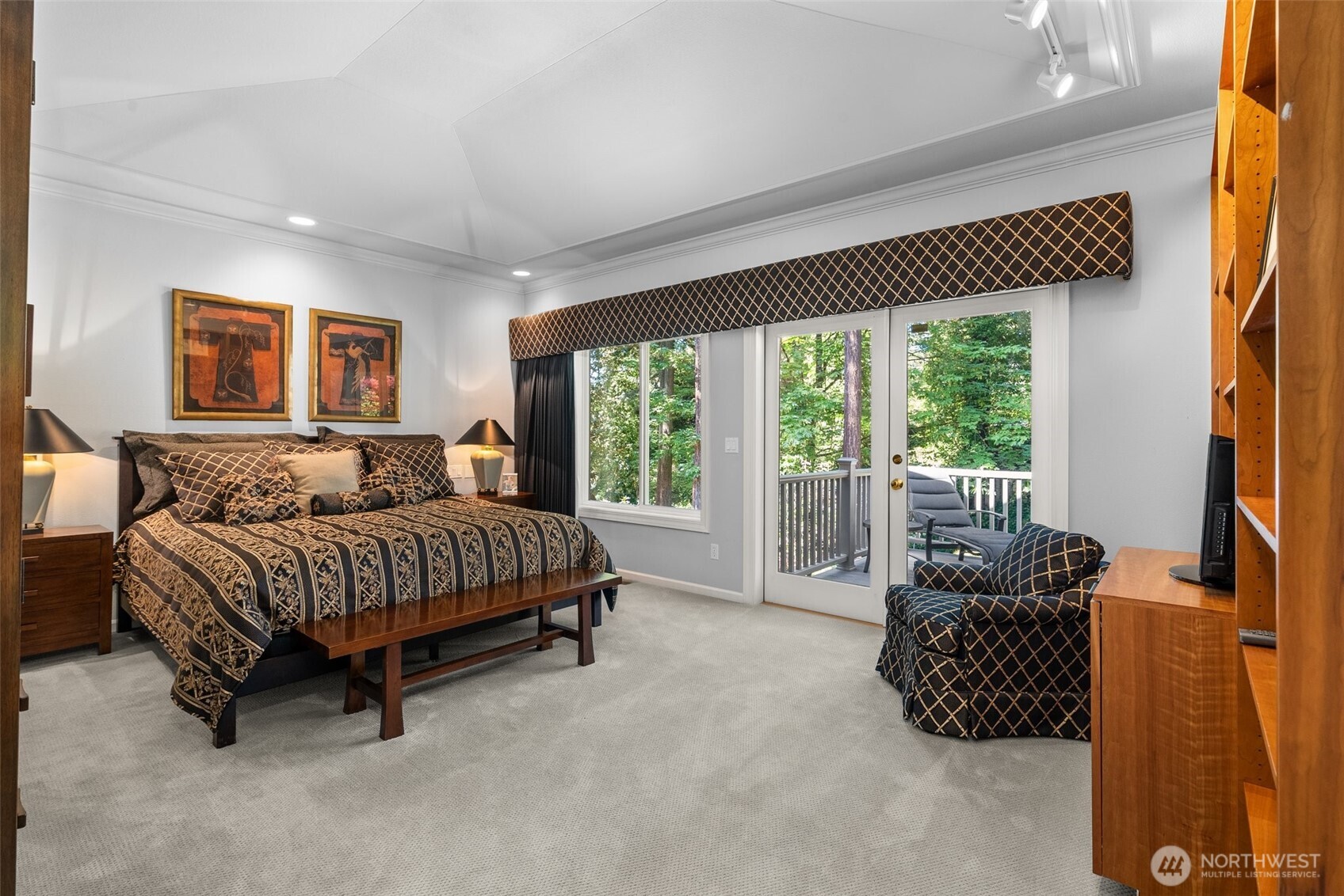 11202 Greystone Drive SW