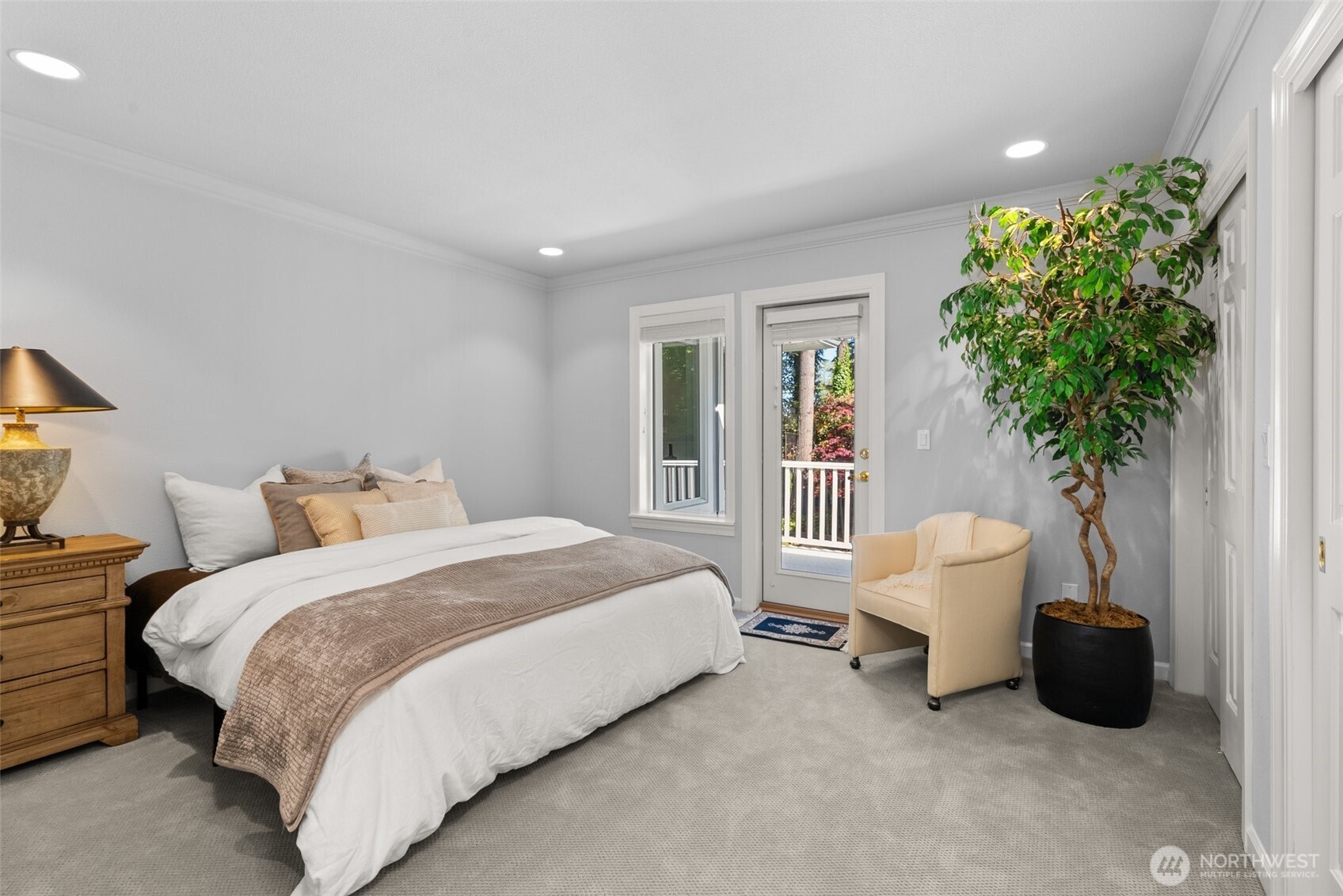 11202 Greystone Drive SW