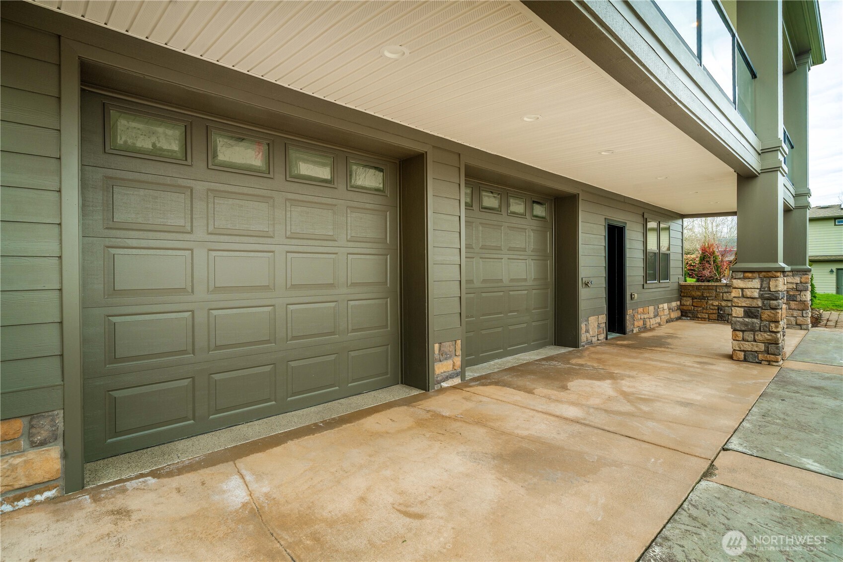 1321 S Sunset Drive