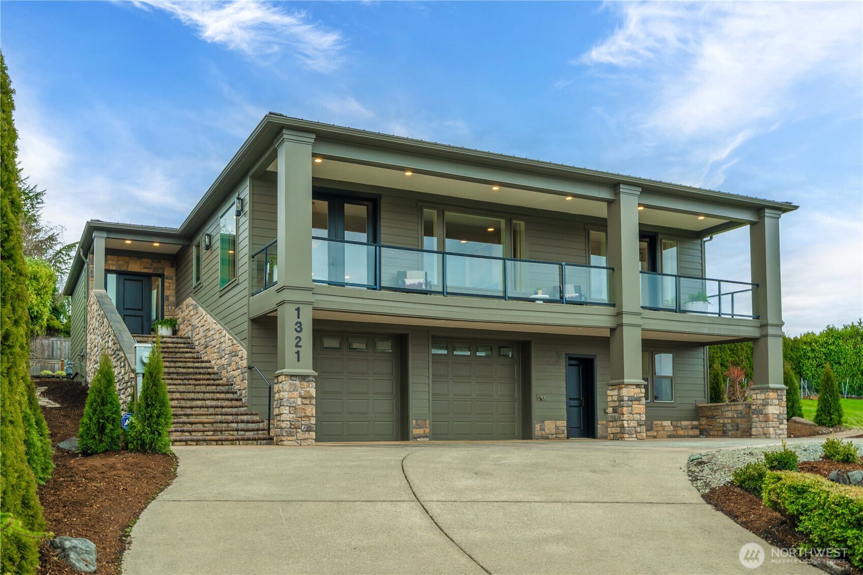 1321 S Sunset Drive