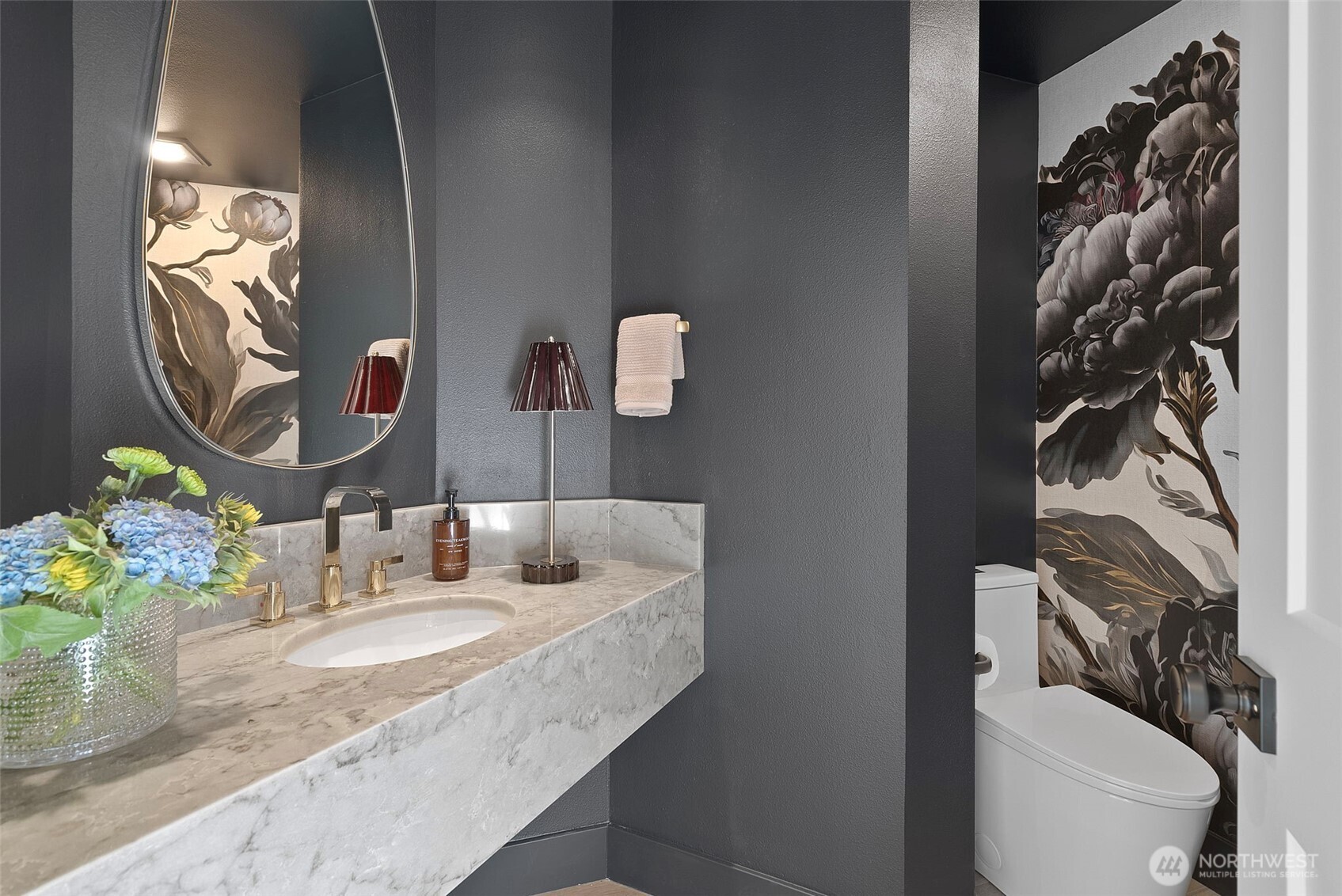 11428 Gravelly Lake Drive SW