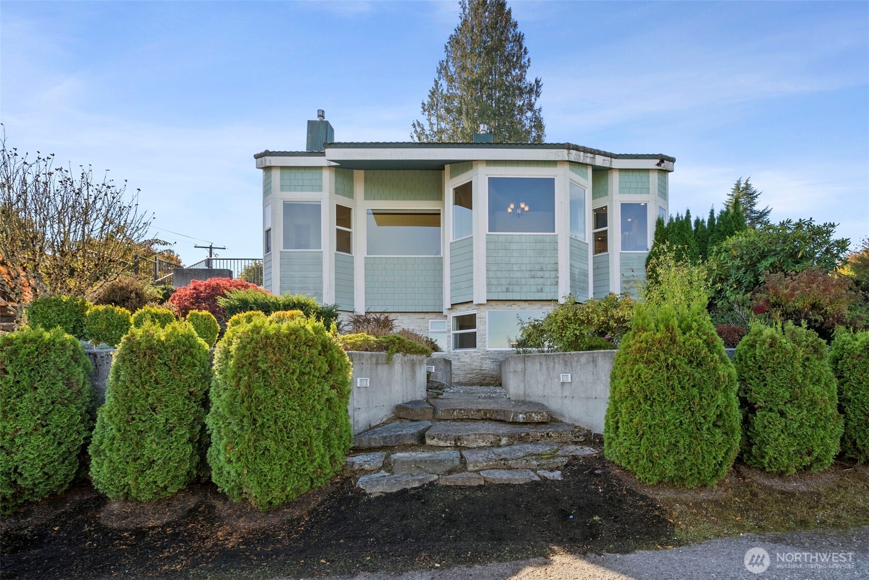 204 Rockwell Avenue