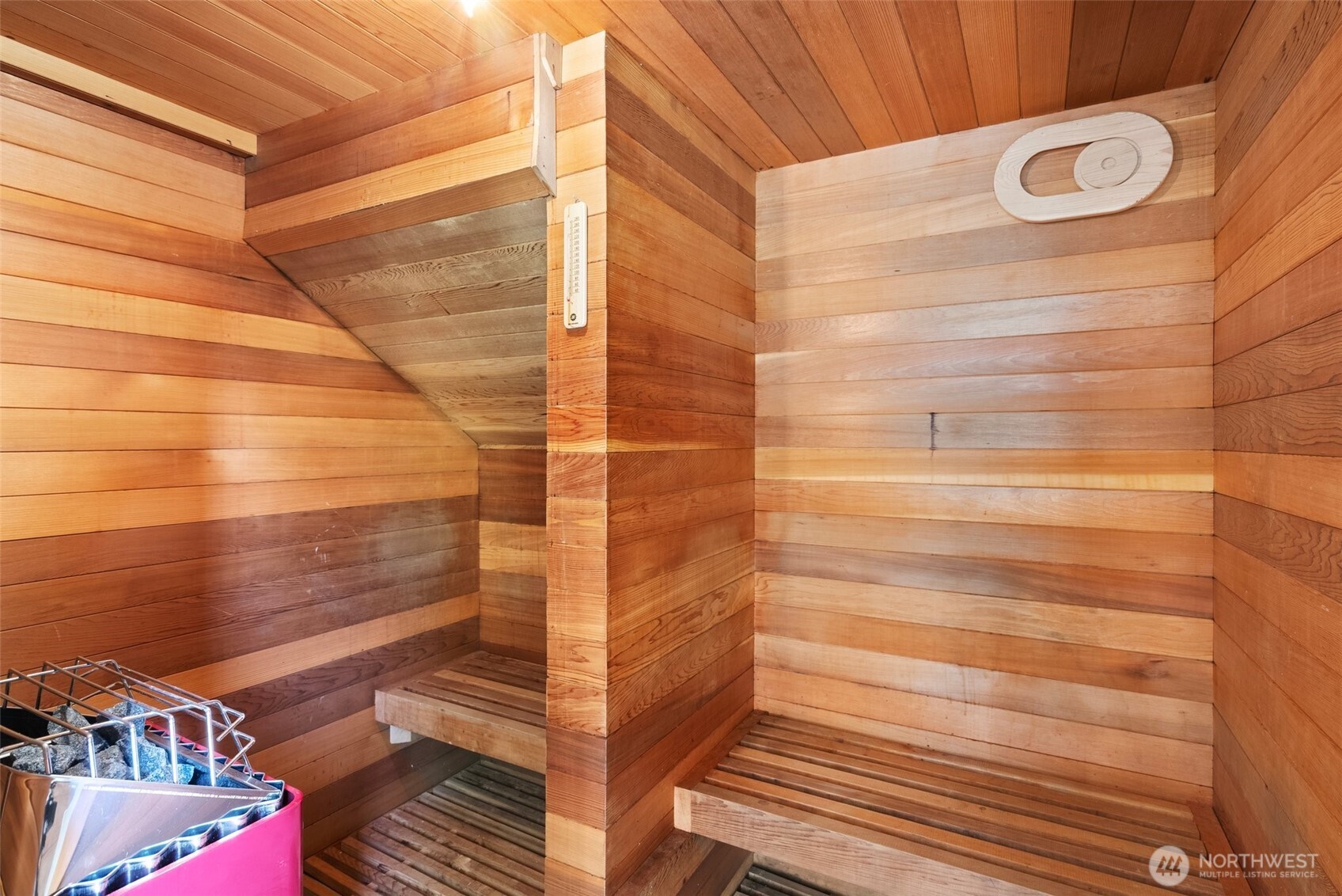 9144 Edgewater Drive SW