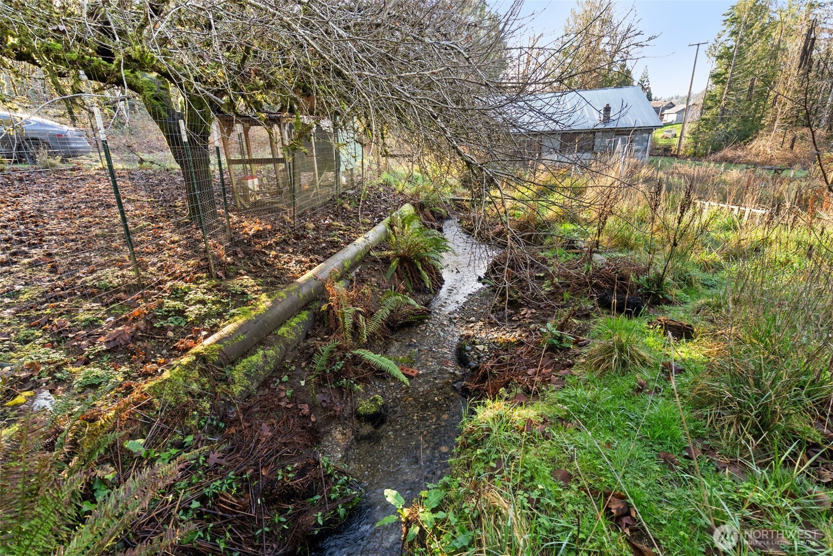 370 SE Whitecap Alley