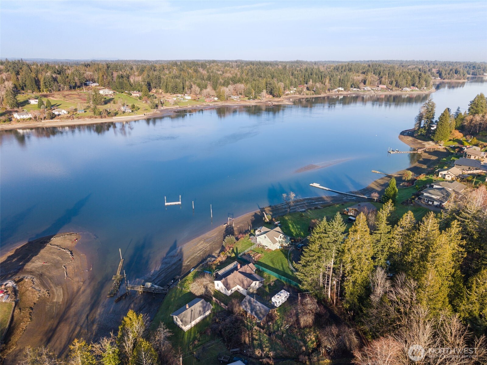 370 SE Whitecap Alley