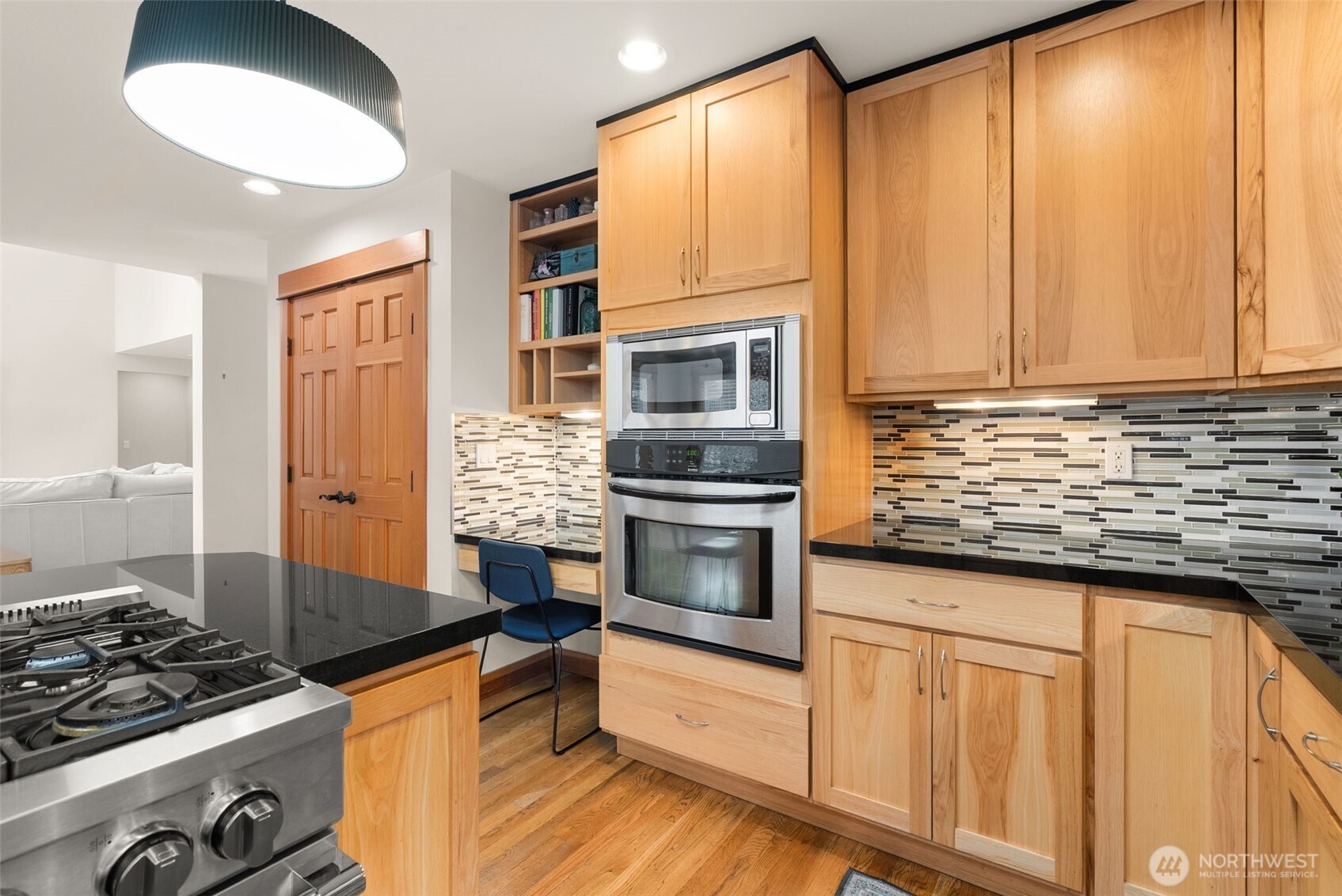 3157 Grandview Drive W