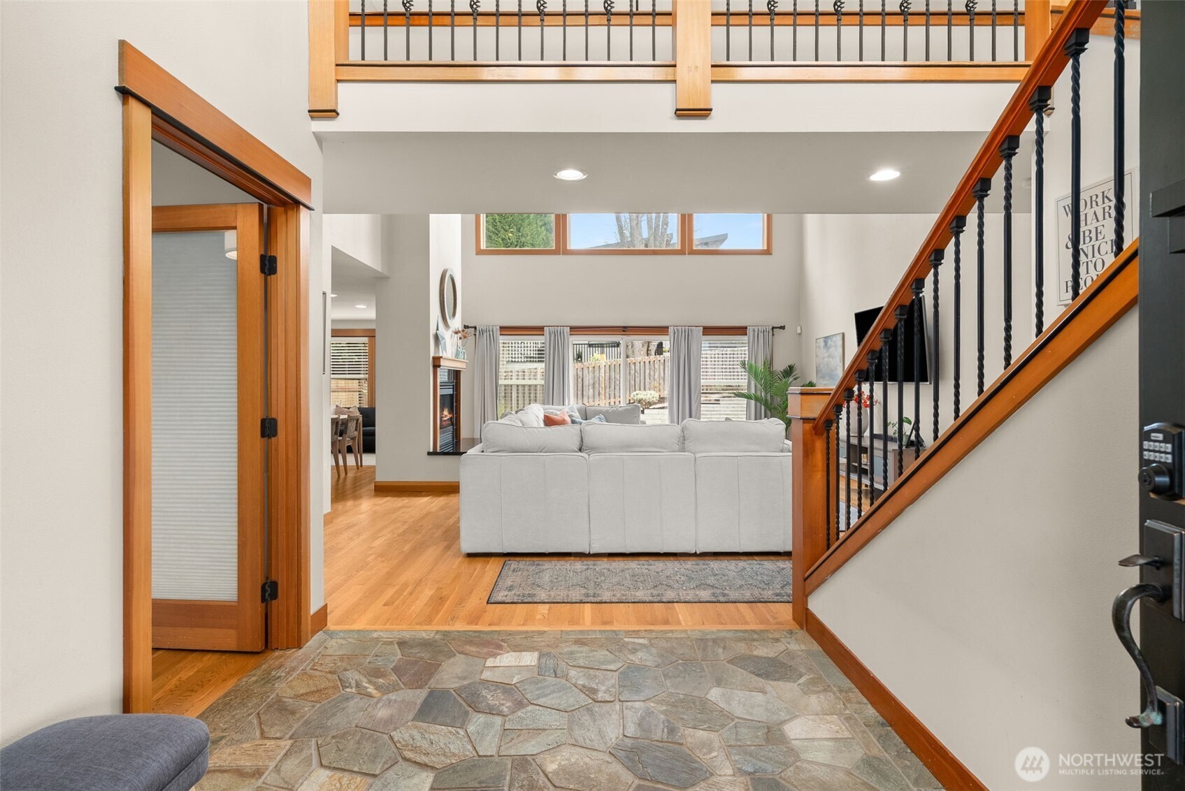 3157 Grandview Drive W