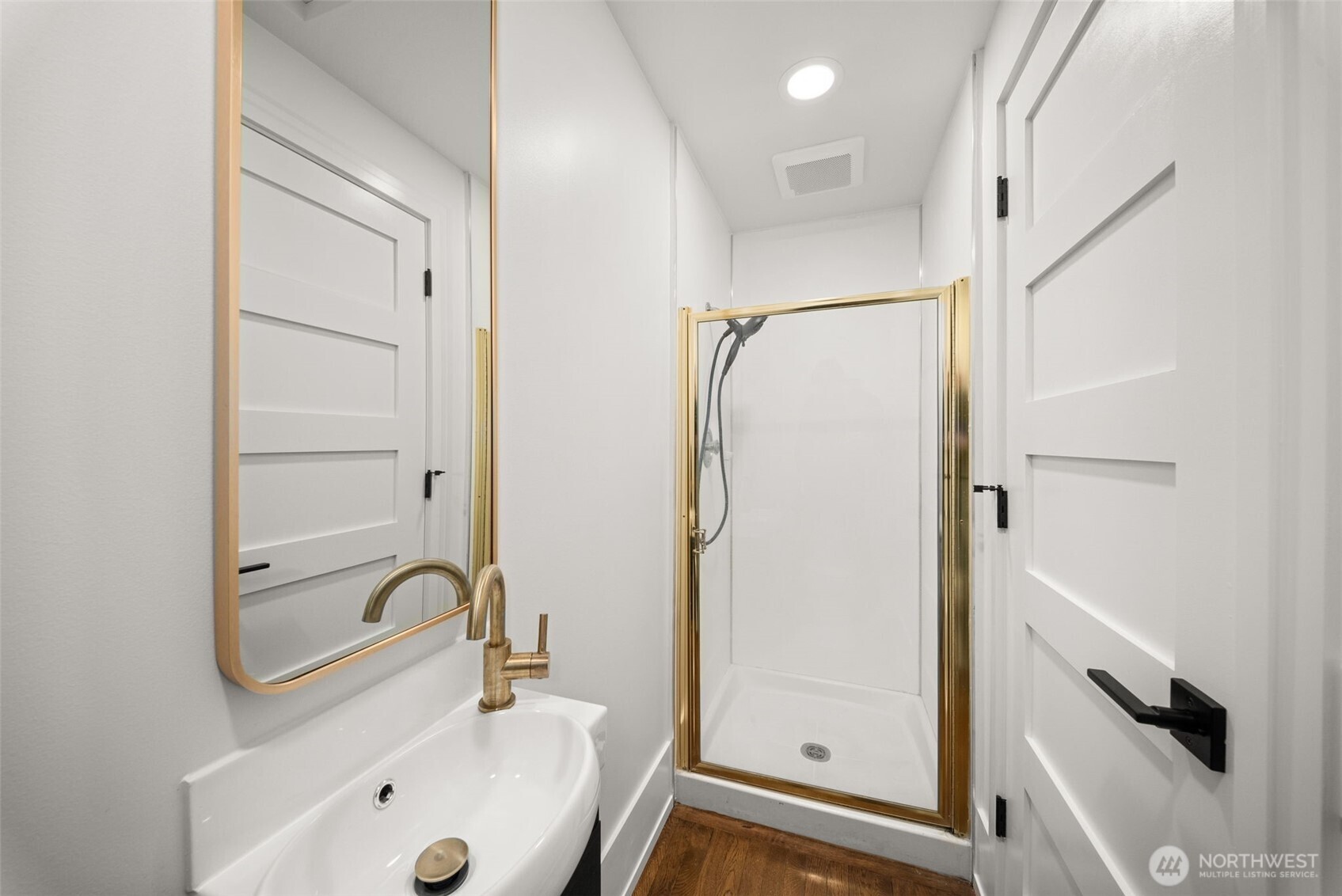 10901 Greendale Drive SW