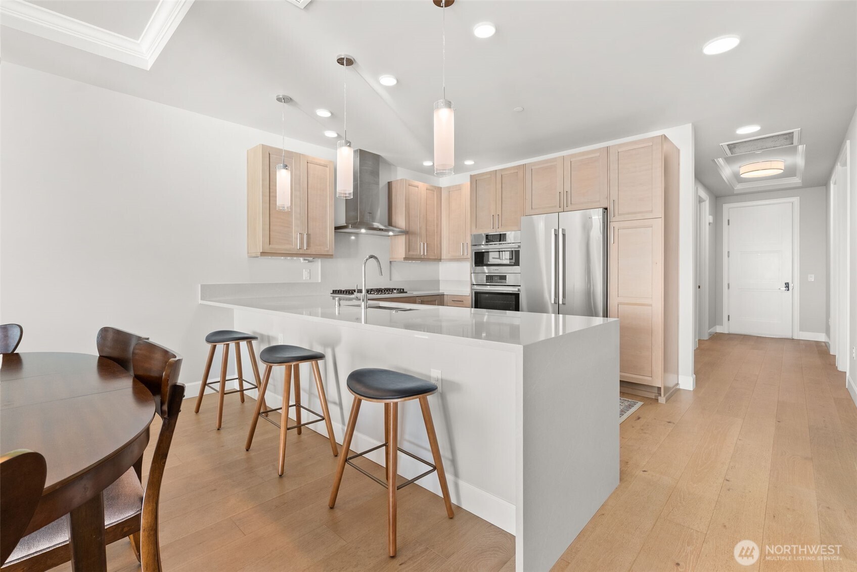 4907 Main Street Unit: 415