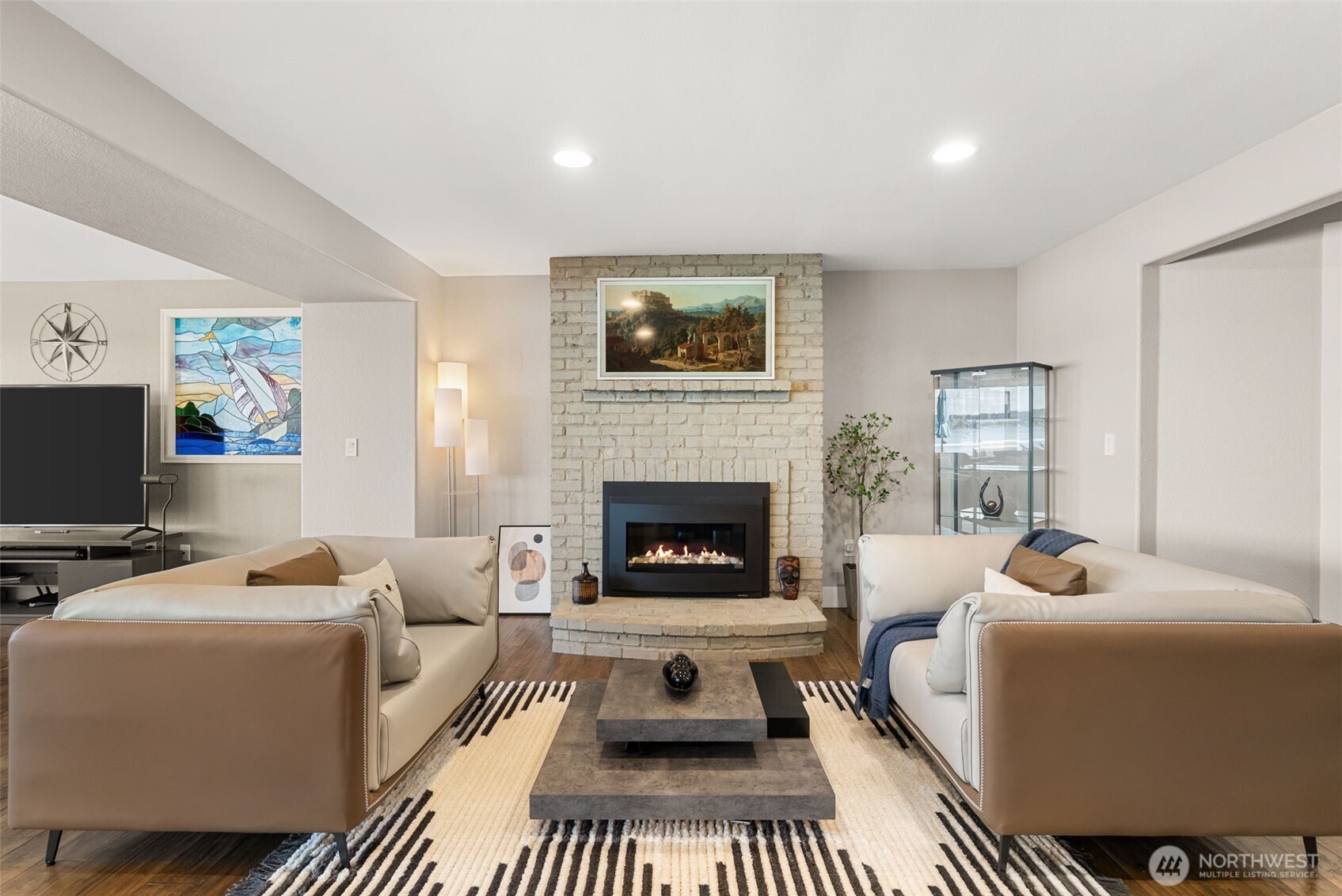 3810 Forest Beach Drive NW