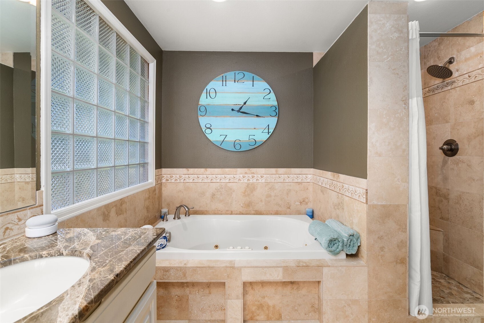 3810 Forest Beach Drive NW