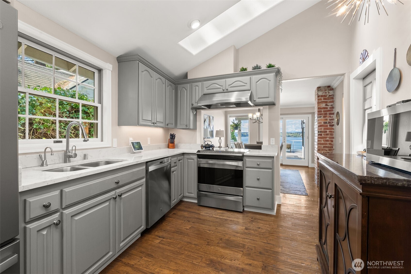 3810 Forest Beach Drive NW