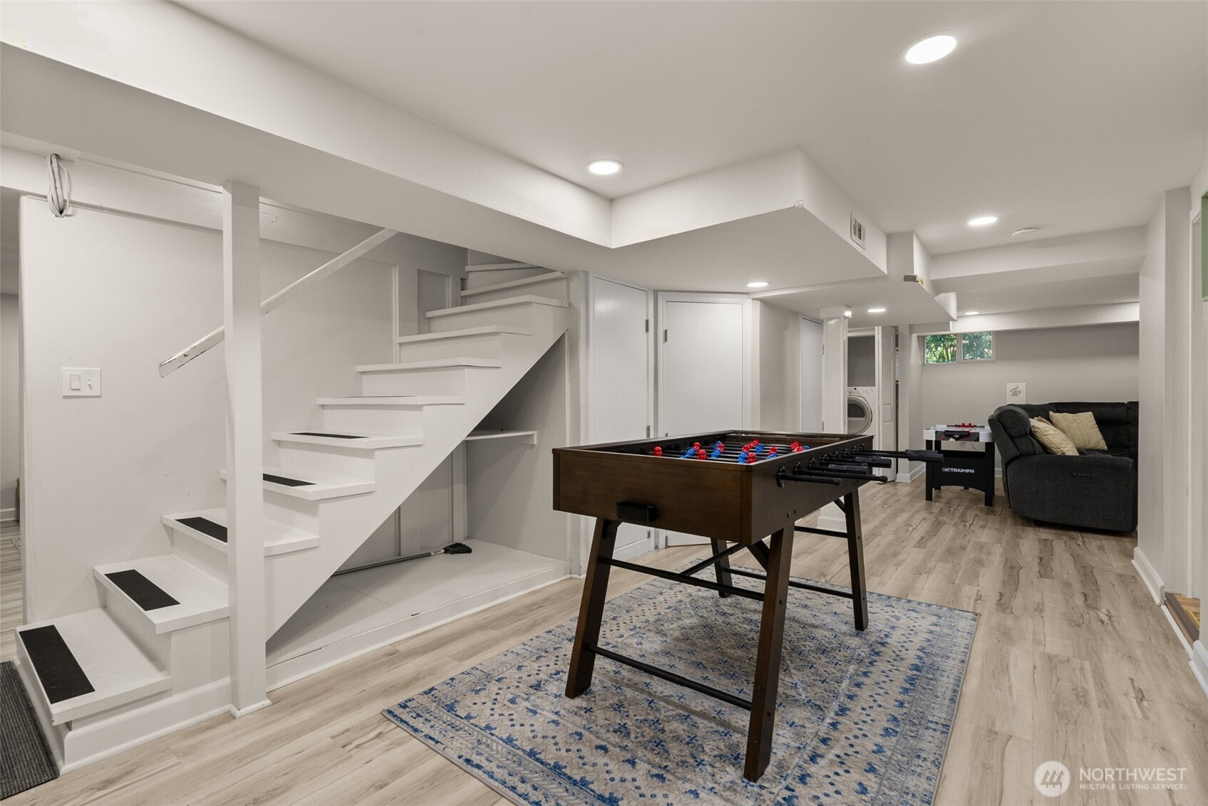 5208 Illahee Road NE