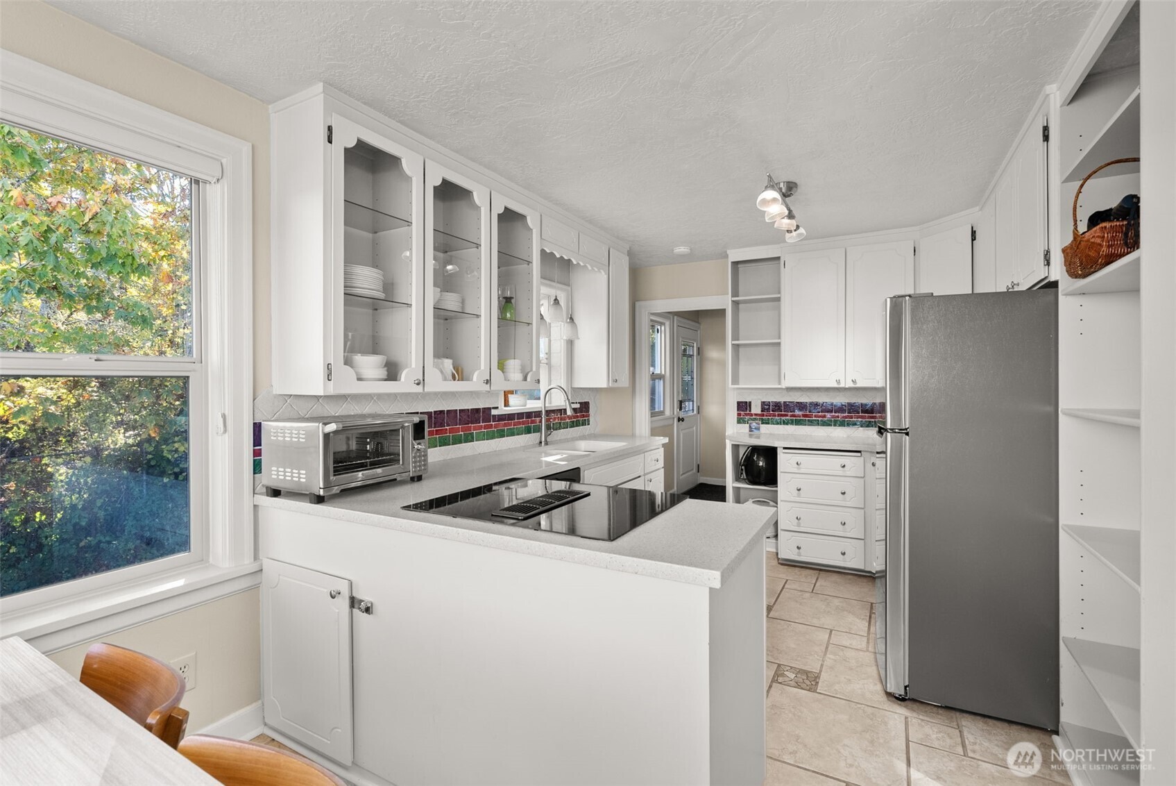 5208 Illahee Road NE