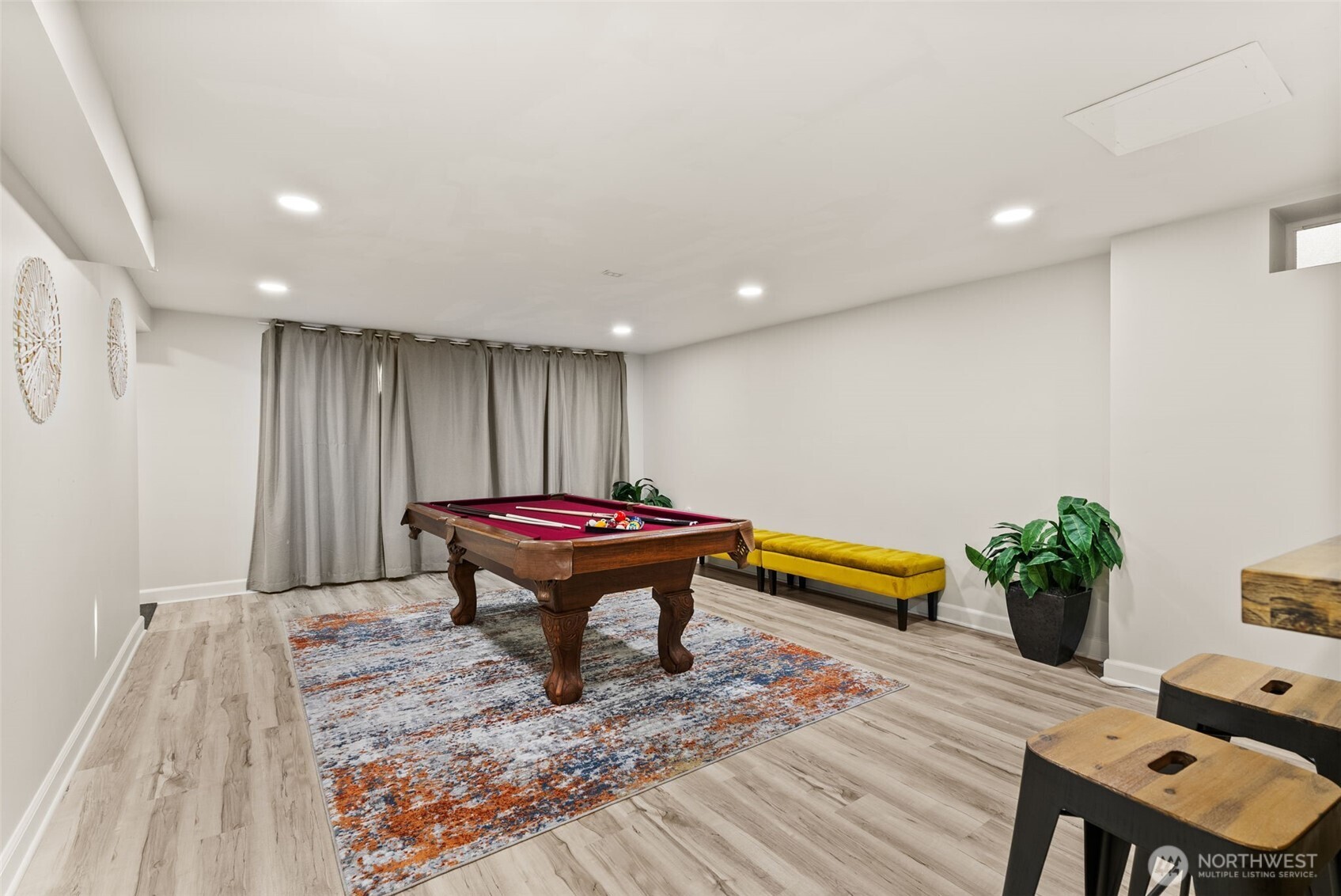 5208 Illahee Road NE