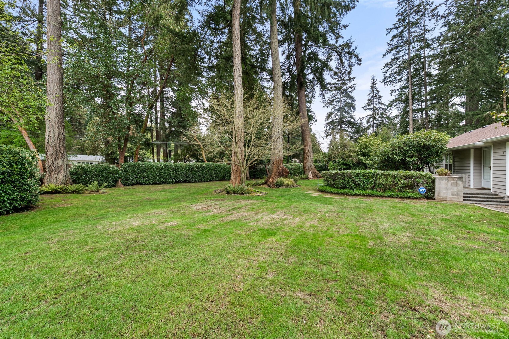 6612 Linwood Lane SW