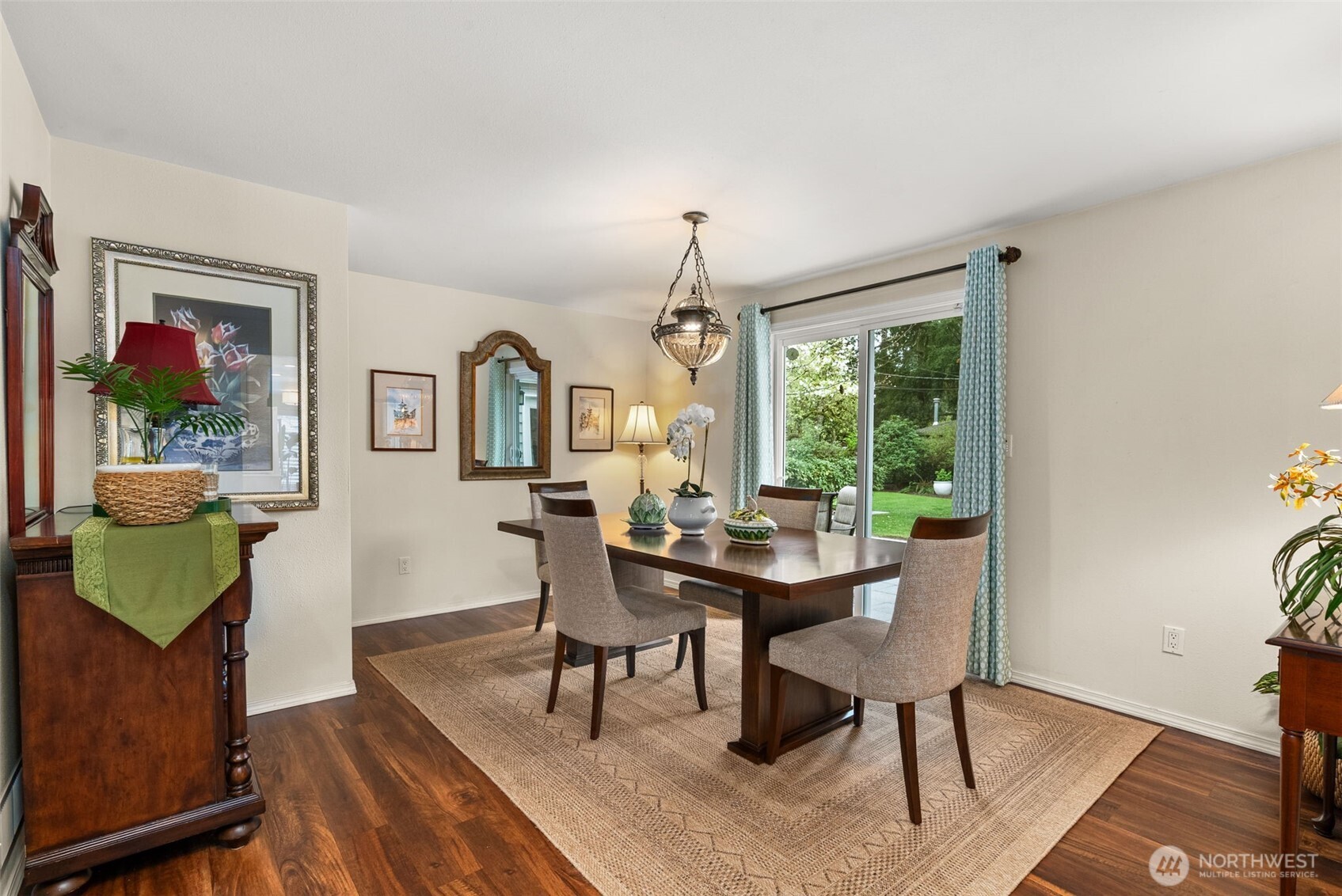 6612 Linwood Lane SW