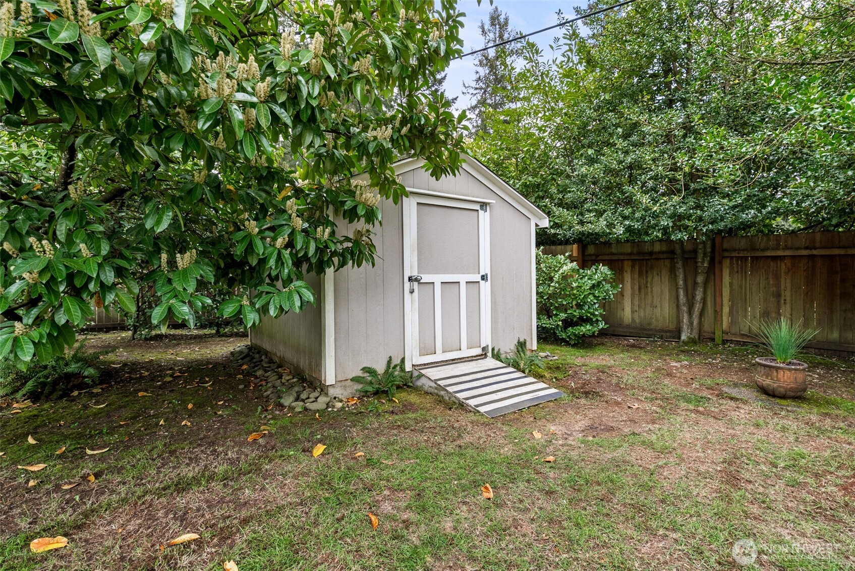 6612 Linwood Lane SW