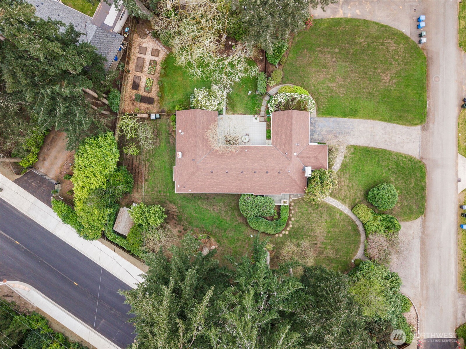 6612 Linwood Lane SW