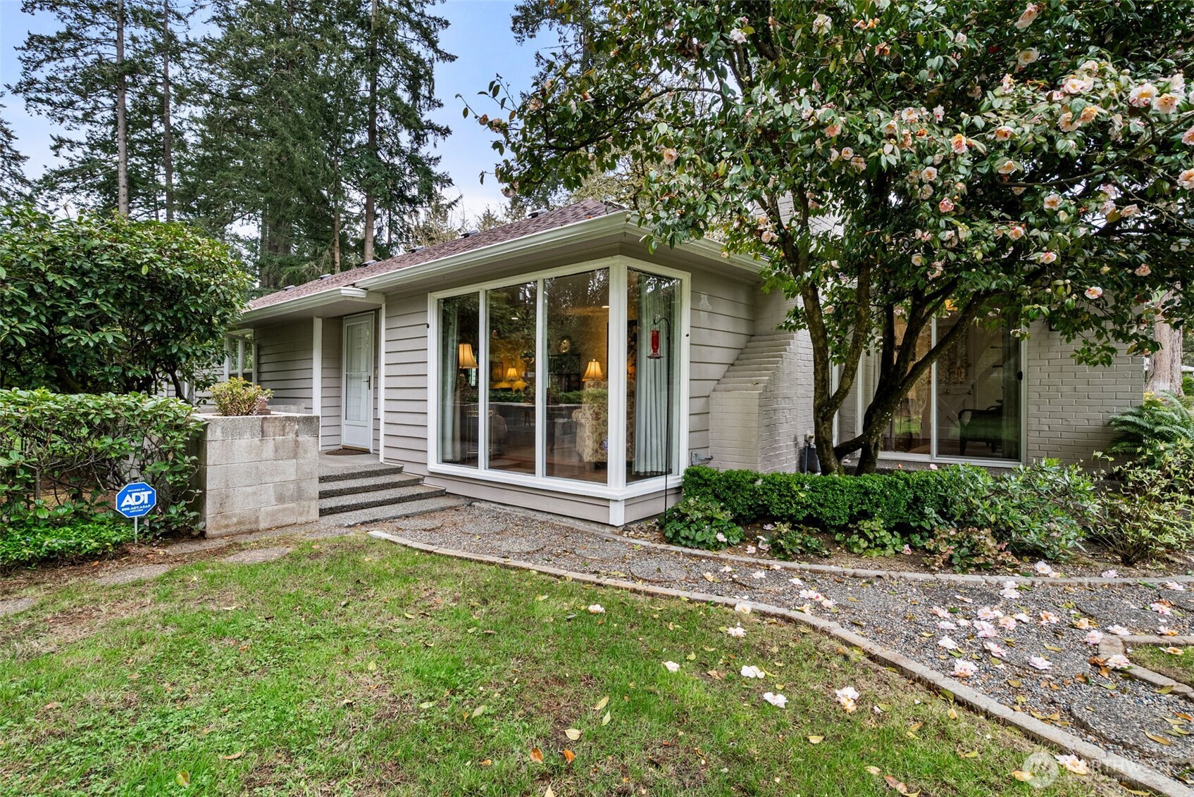 6612 Linwood Lane SW