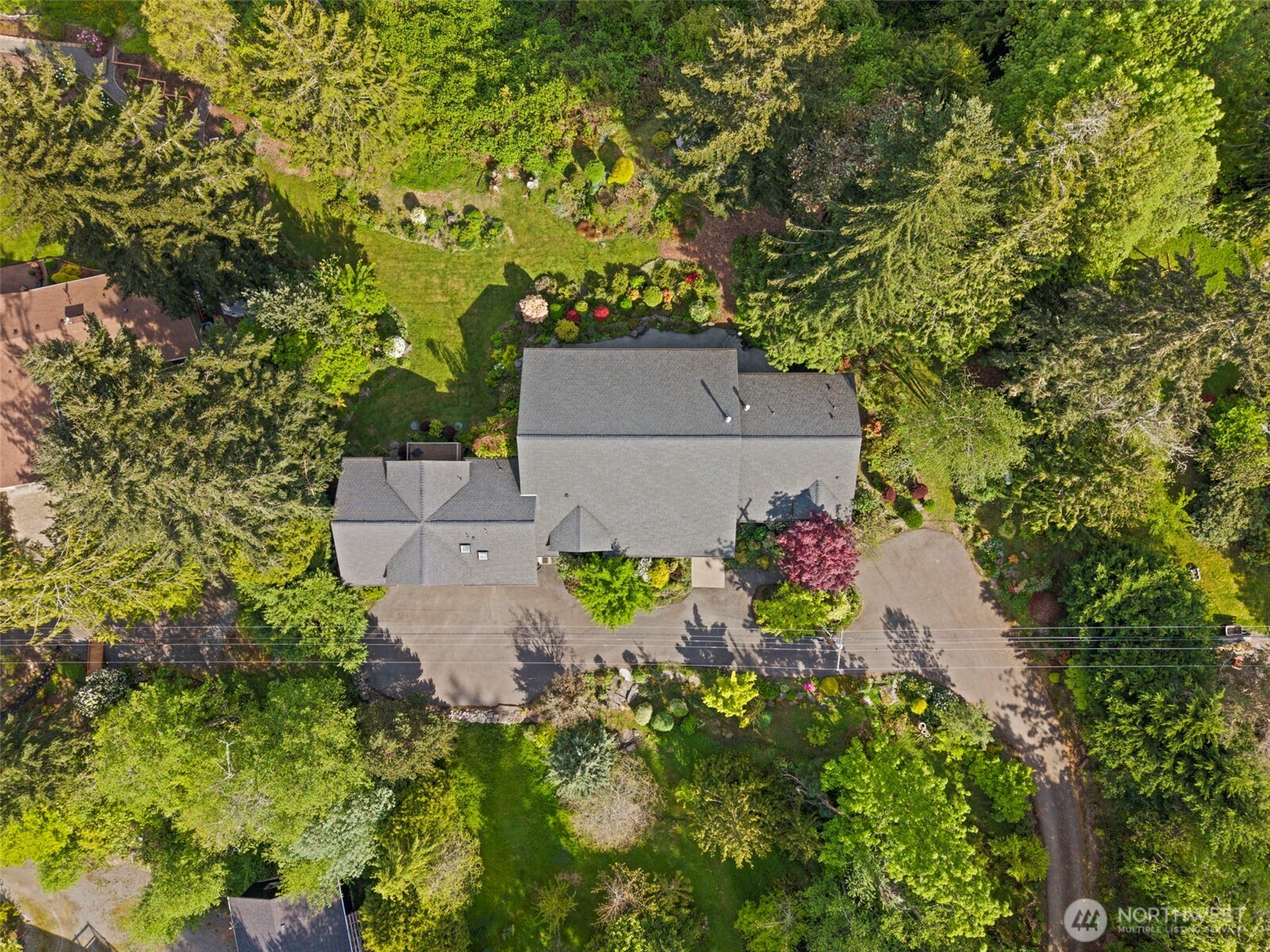 4702 Luhr Road NE