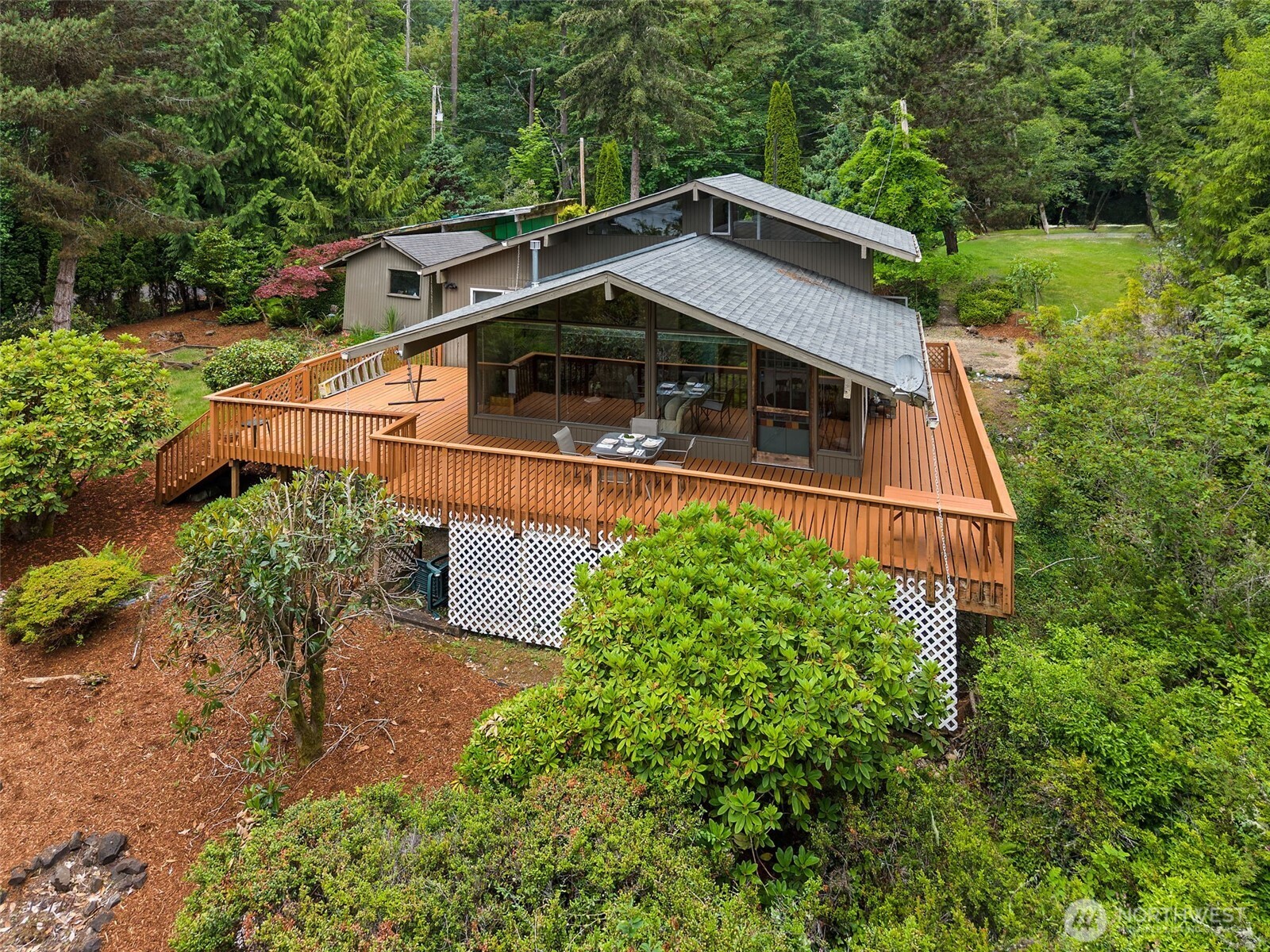 120 E Dana Drive