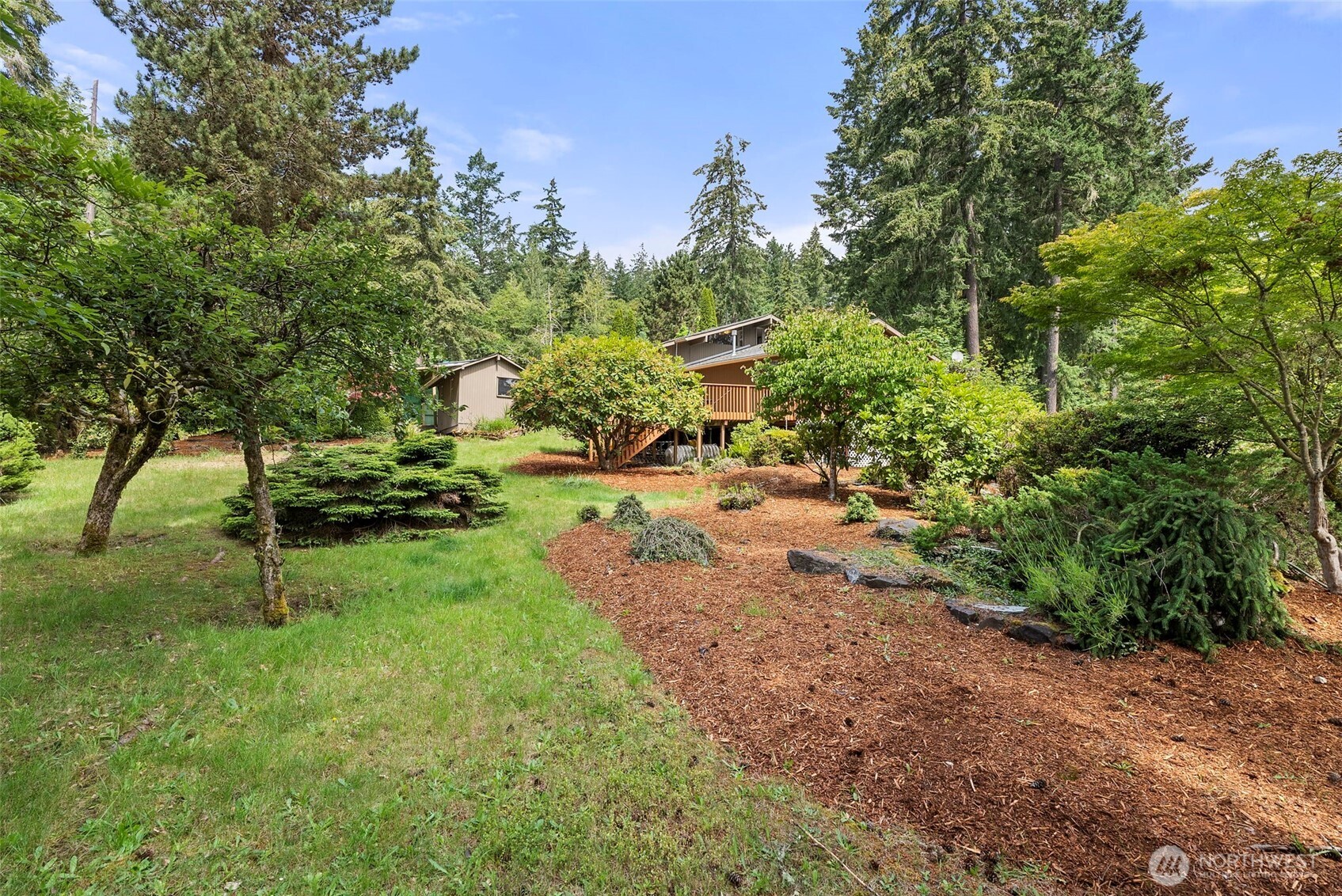 120 E Dana Drive