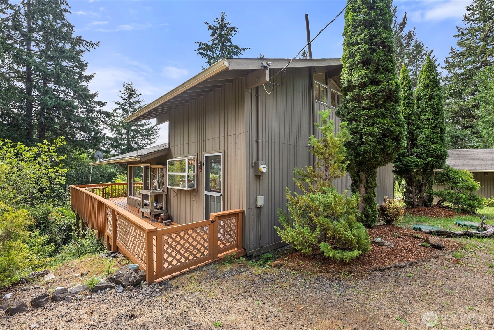120 E Dana Drive