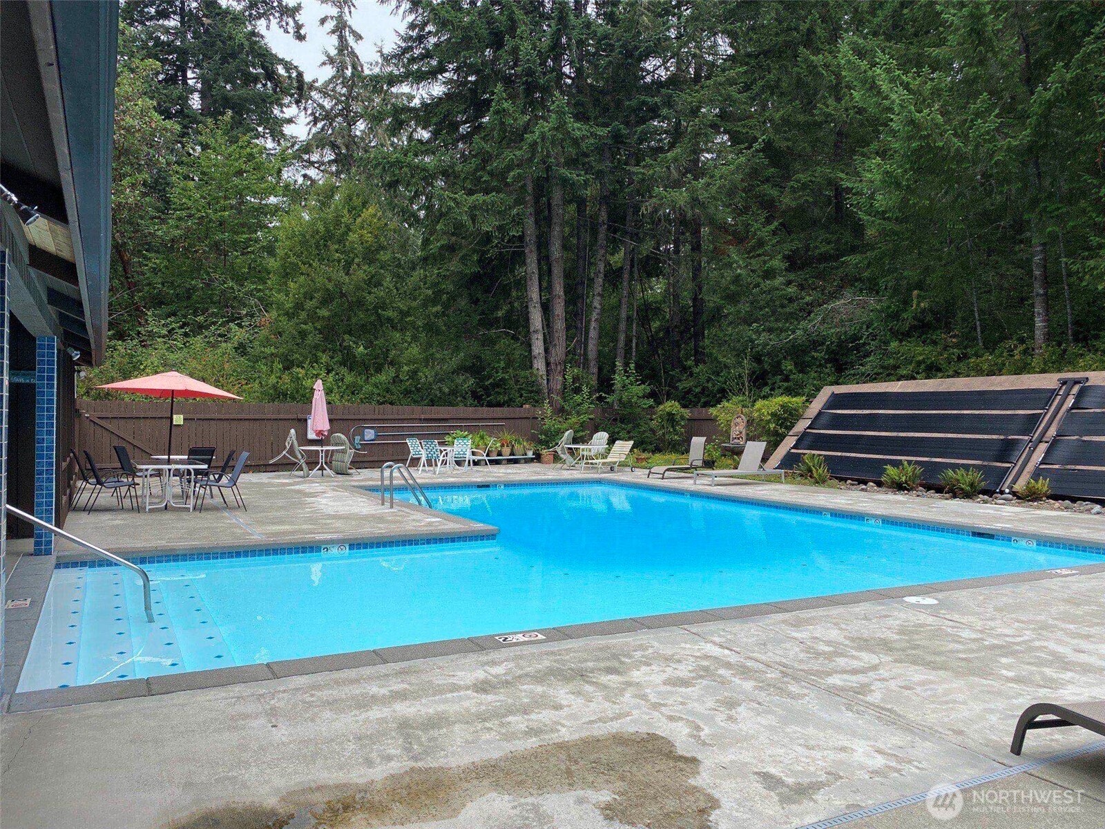 120 E Dana Drive