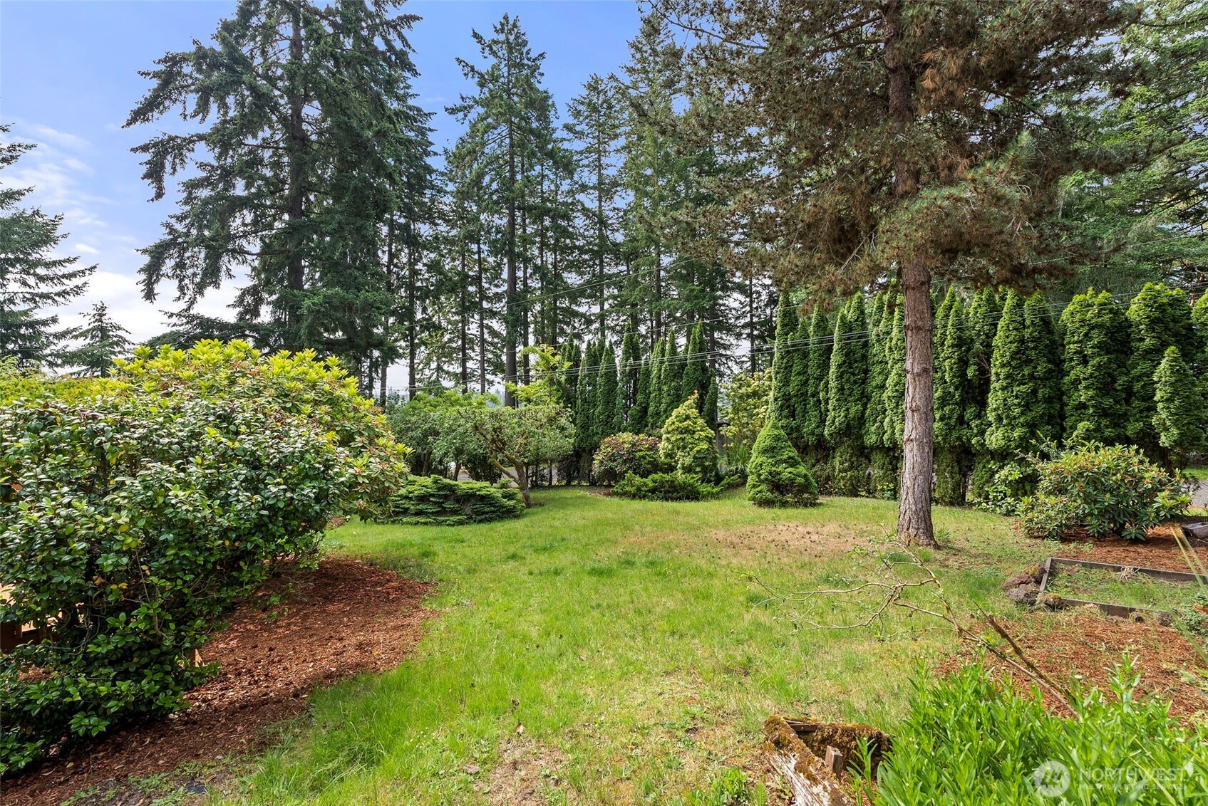120 E Dana Drive