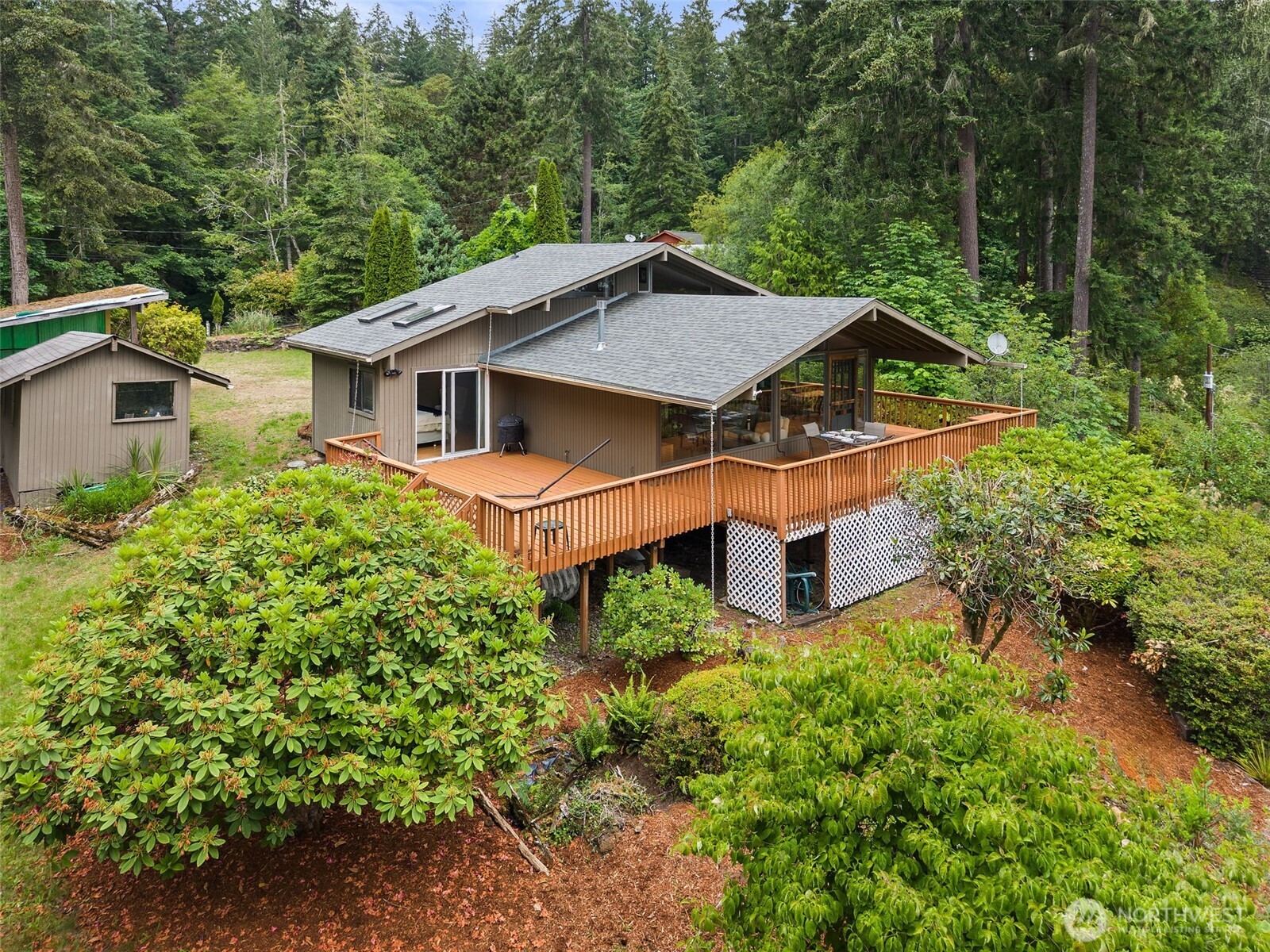 120 E Dana Drive